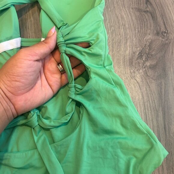 NWT one piece green swim suit - Picture 6 of 7